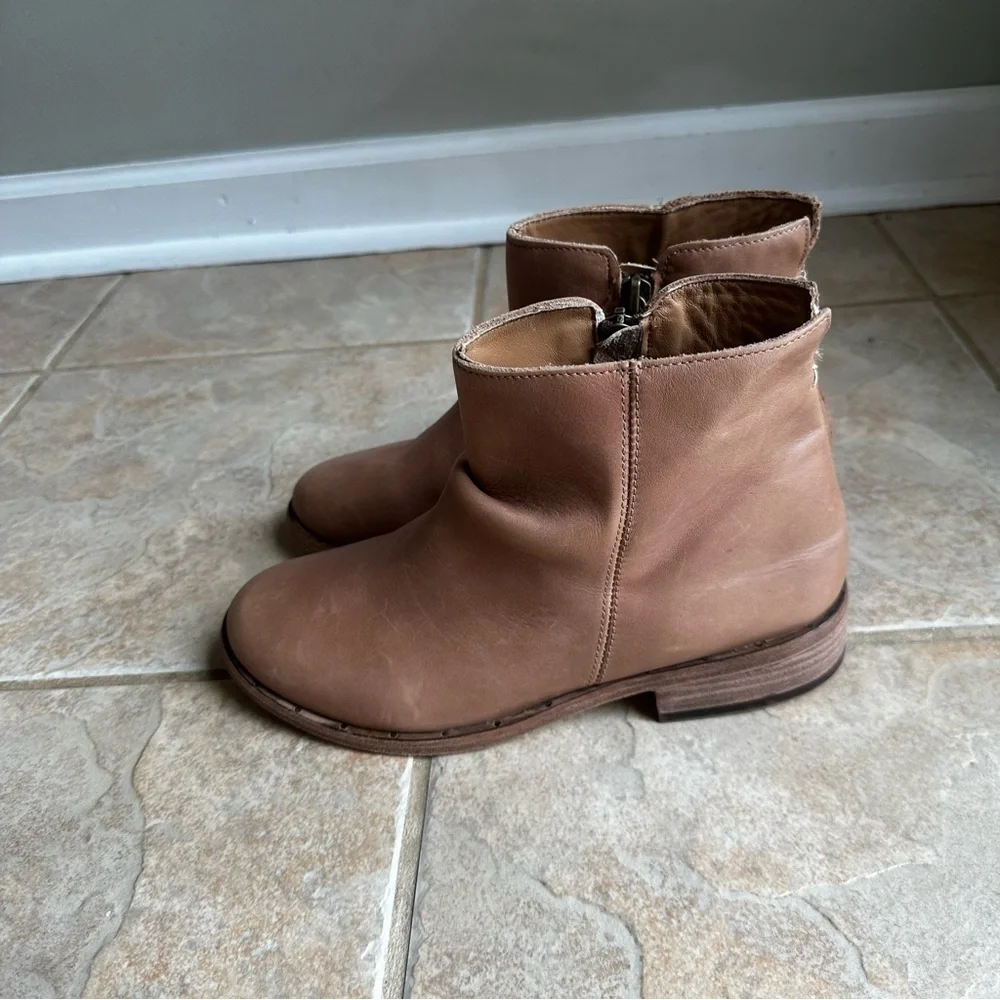 NEW Beek Falcon Ankle Bootie Brown Cognac Zip Shoes​​​​​